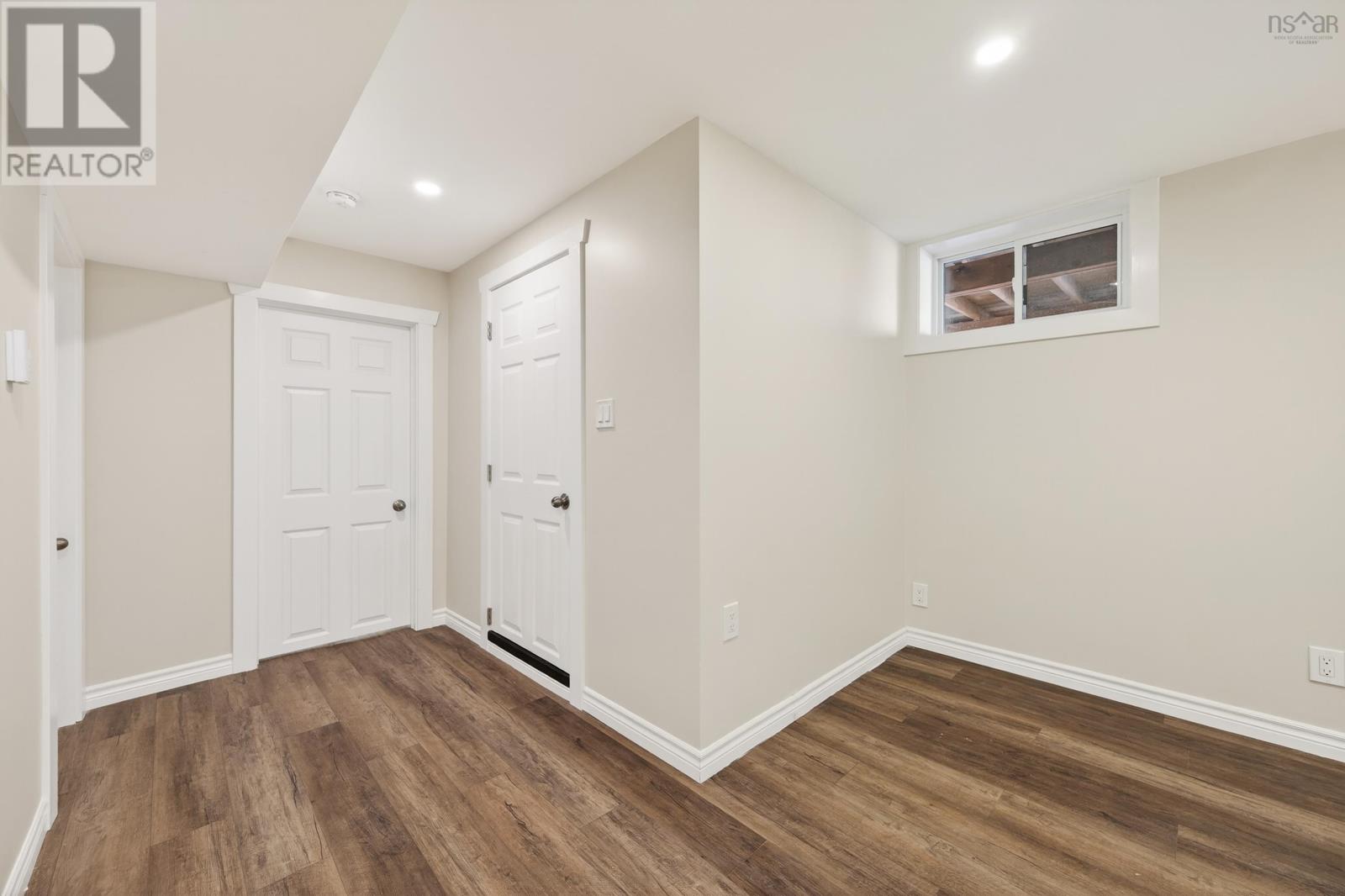 56 Stanfeild Street      Sydney, Sydney, Nova Scotia  B1P 3X5 - Photo 32 - 202529422