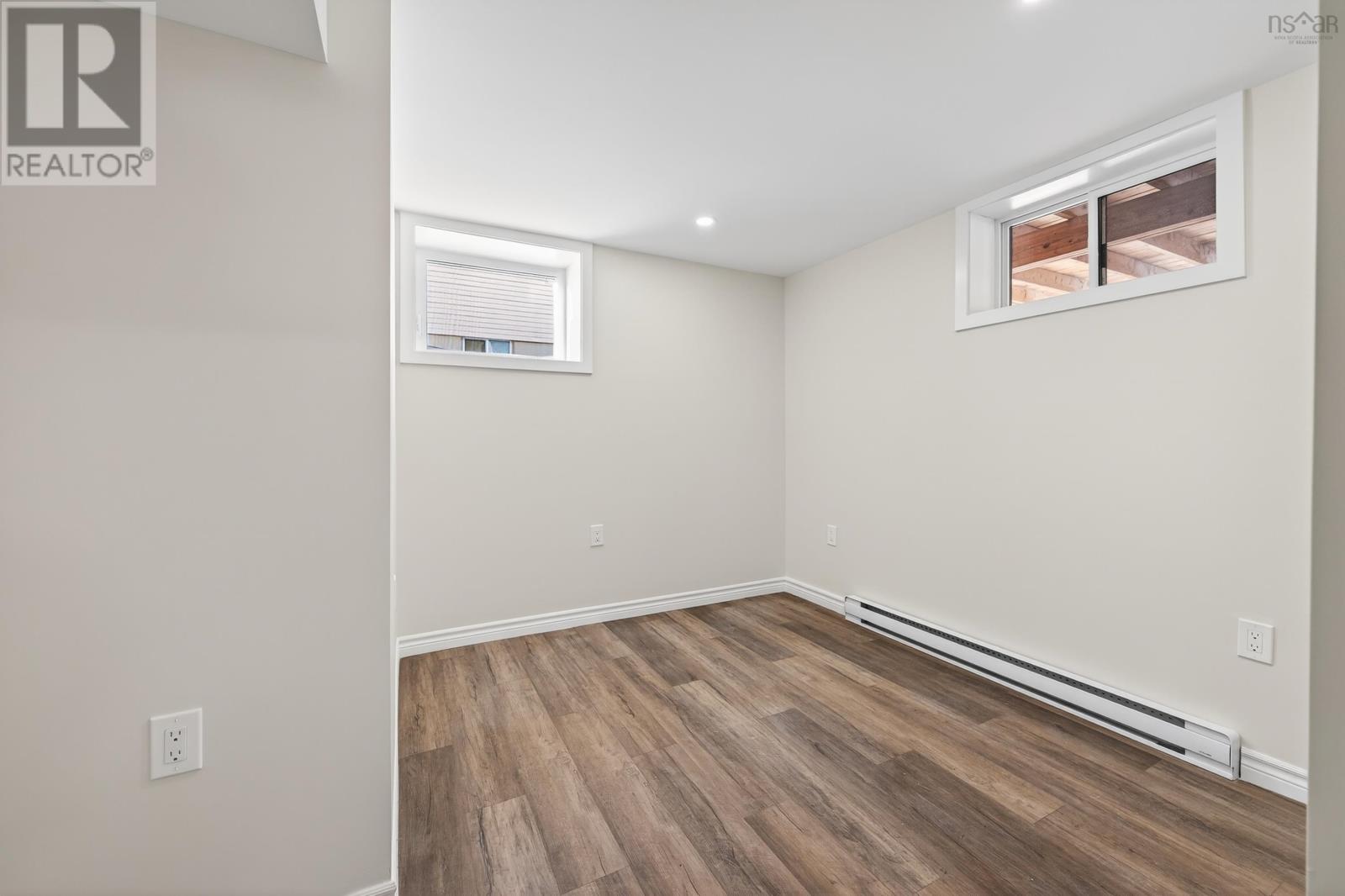 56 Stanfeild Street      Sydney, Sydney, Nova Scotia  B1P 3X5 - Photo 34 - 202529422