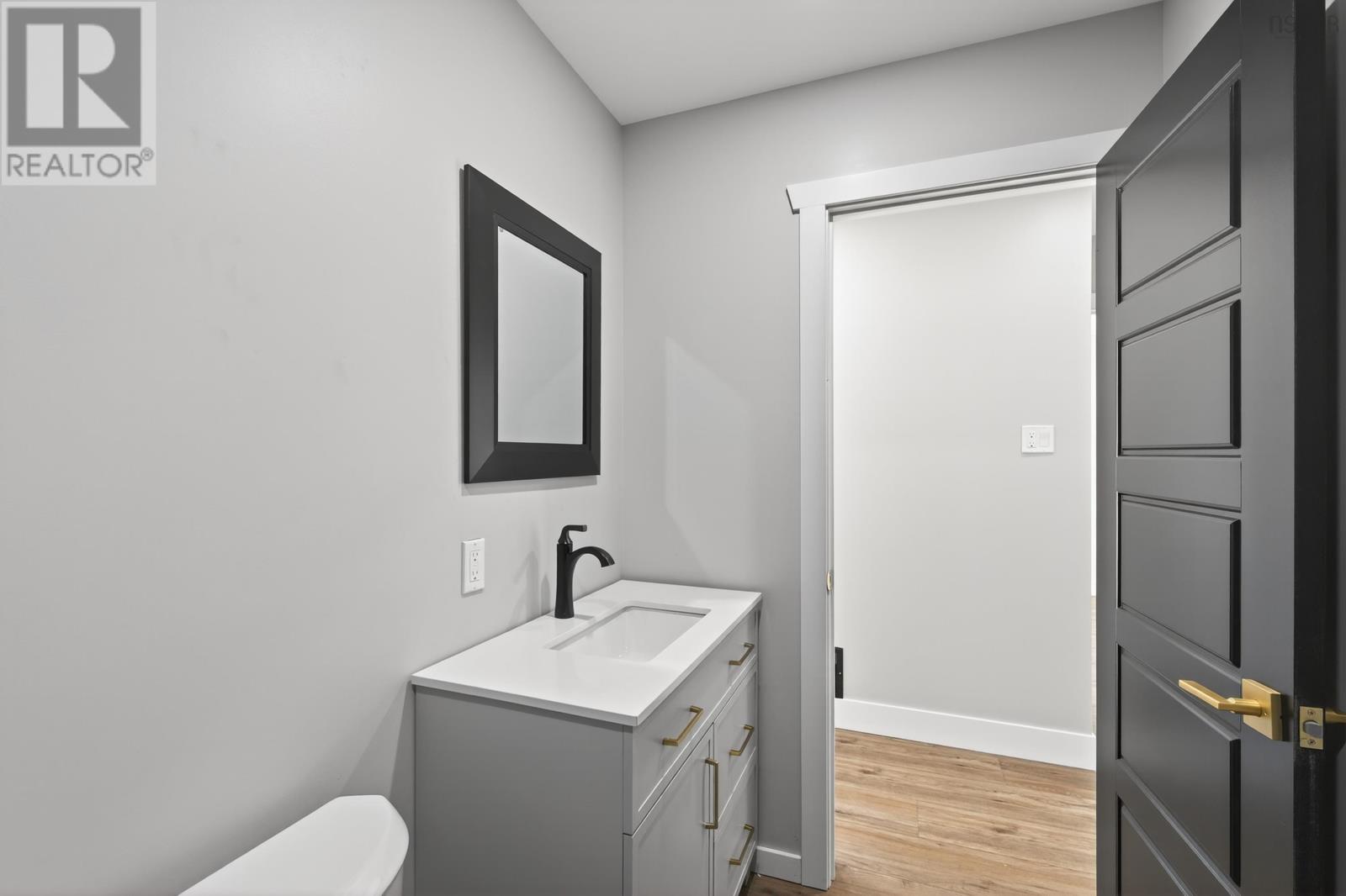 56 Stanfeild Street      Sydney, Sydney, Nova Scotia  B1P 3X5 - Photo 37 - 202529422