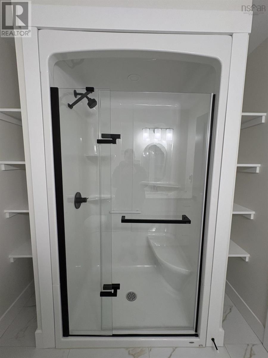 15 Oxford Court, Valley, Nova Scotia  B6L 4G1 - Photo 9 - 202529440