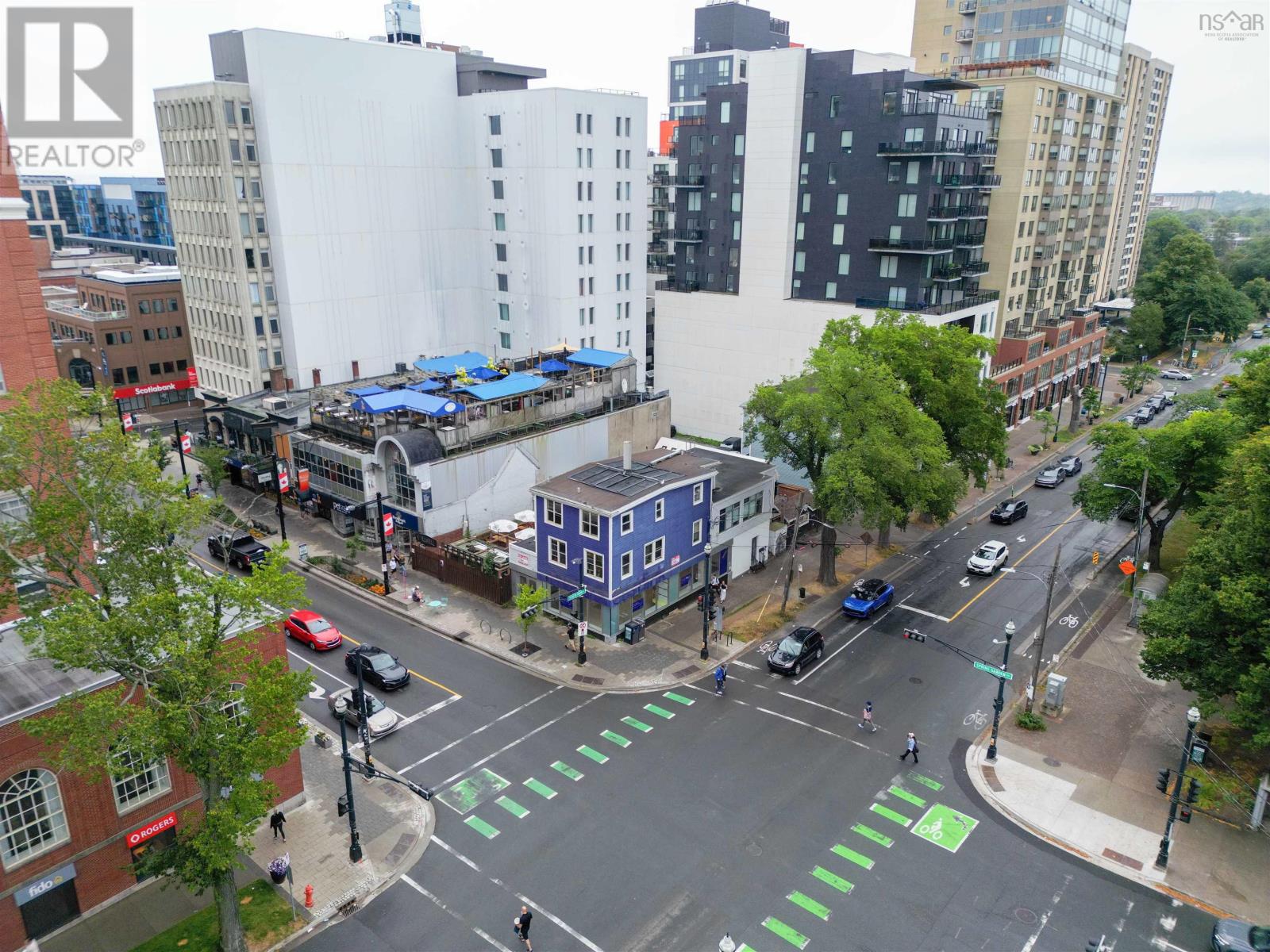 5690 Spring Garden Road, Halifax, Nova Scotia  B3H 3R2 - Photo 2 - 202529458