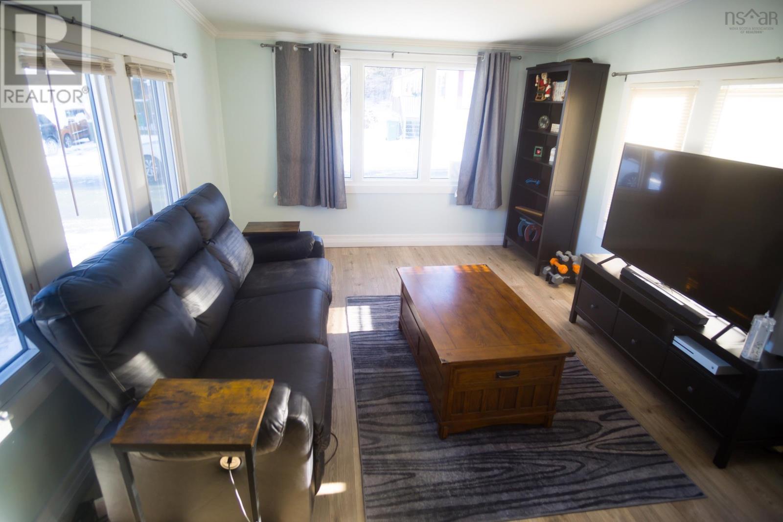 22 Sharon Drive, Middle Sackville, Nova Scotia  B4E 1E3 - Photo 11 - 202529465