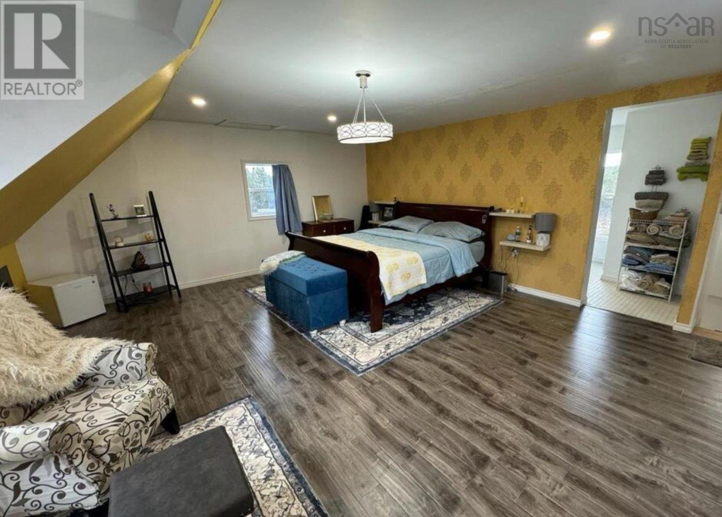 1379 Salmon River Road, L'ardoise, Nova Scotia  B0E 1S0 - Photo 11 - 202529469