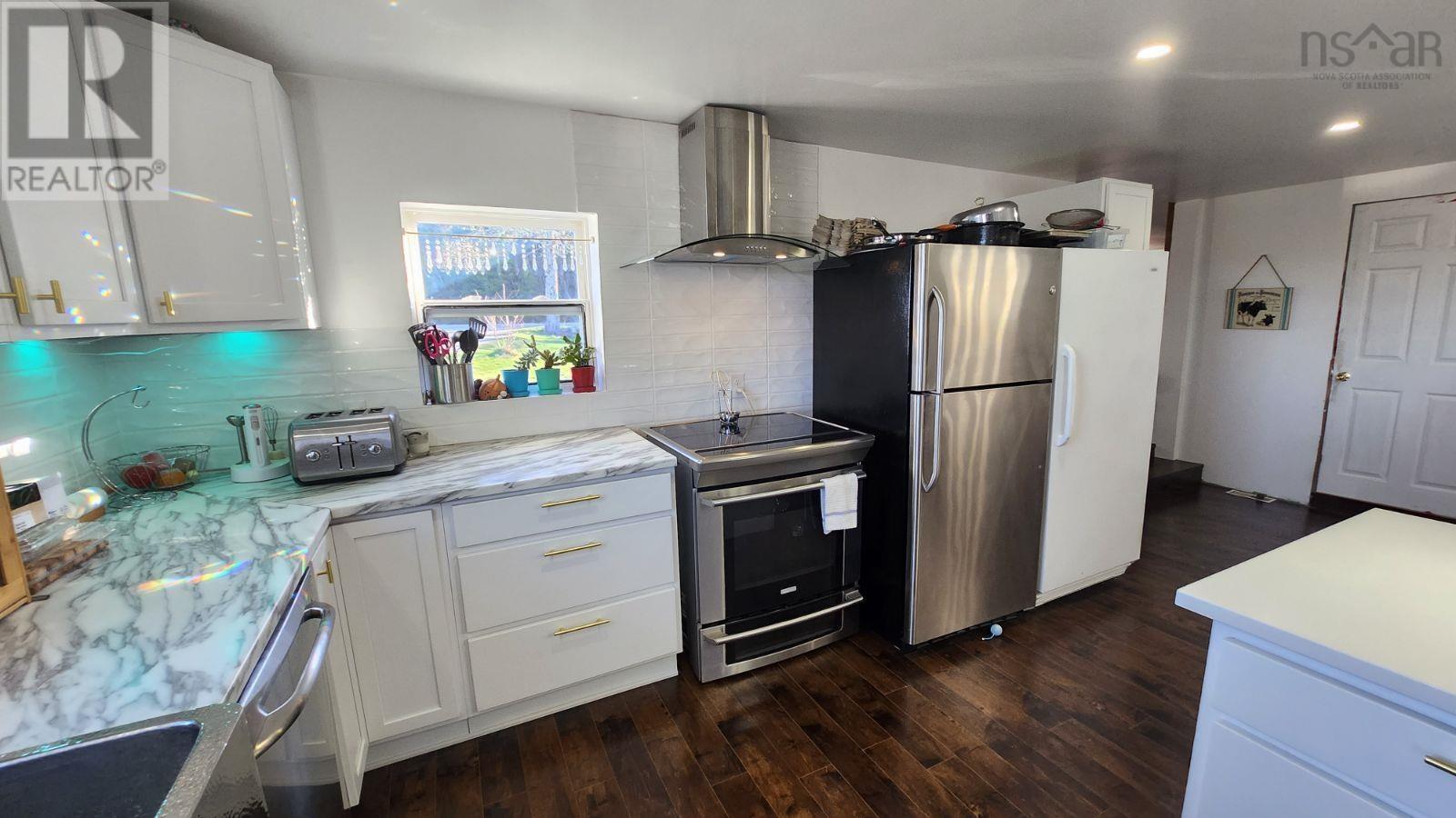 1379 Salmon River Road, L'ardoise, Nova Scotia  B0E 1S0 - Photo 19 - 202529469