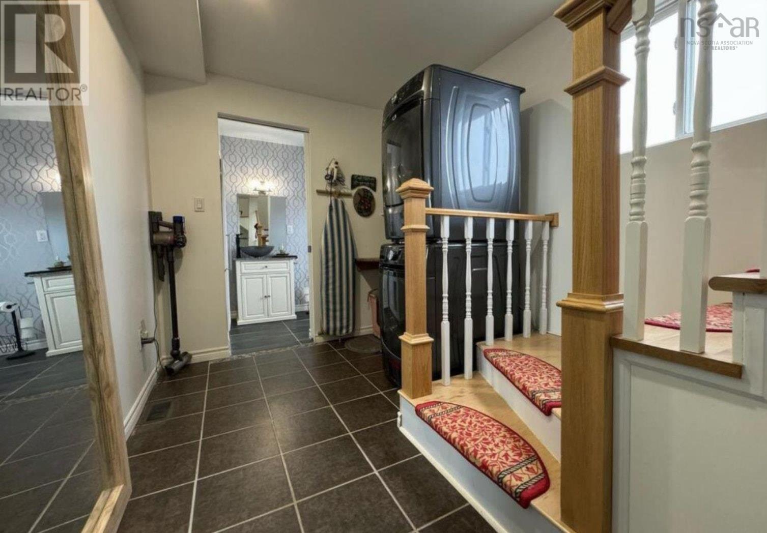 1379 Salmon River Road, L'ardoise, Nova Scotia  B0E 1S0 - Photo 6 - 202529469