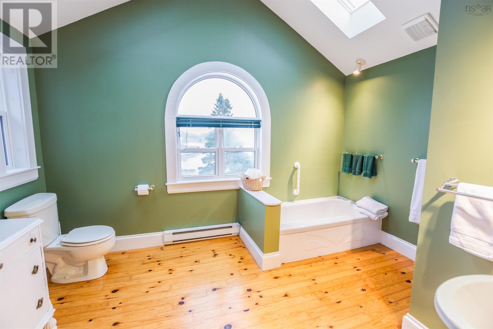 3761 Highway 3, Lower Argyle, Nova Scotia  B0W 1W0 - Photo 19 - 202529481