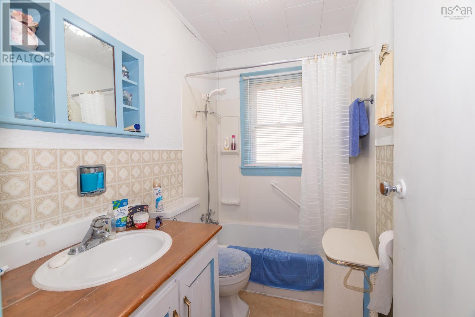 15 Shore Road, Digby, Nova Scotia  B0V 1A0 - Photo 17 - 202529483