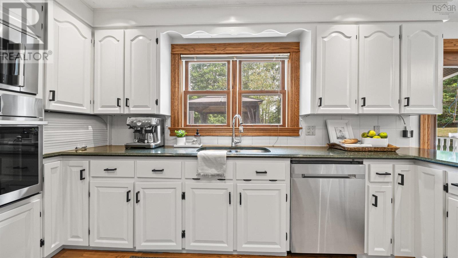 156 Brown Street, Berwick, Nova Scotia  B0N 1T0 - Photo 10 - 202529572