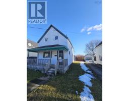 3 Thompson Avenue, north sydney, Nova Scotia