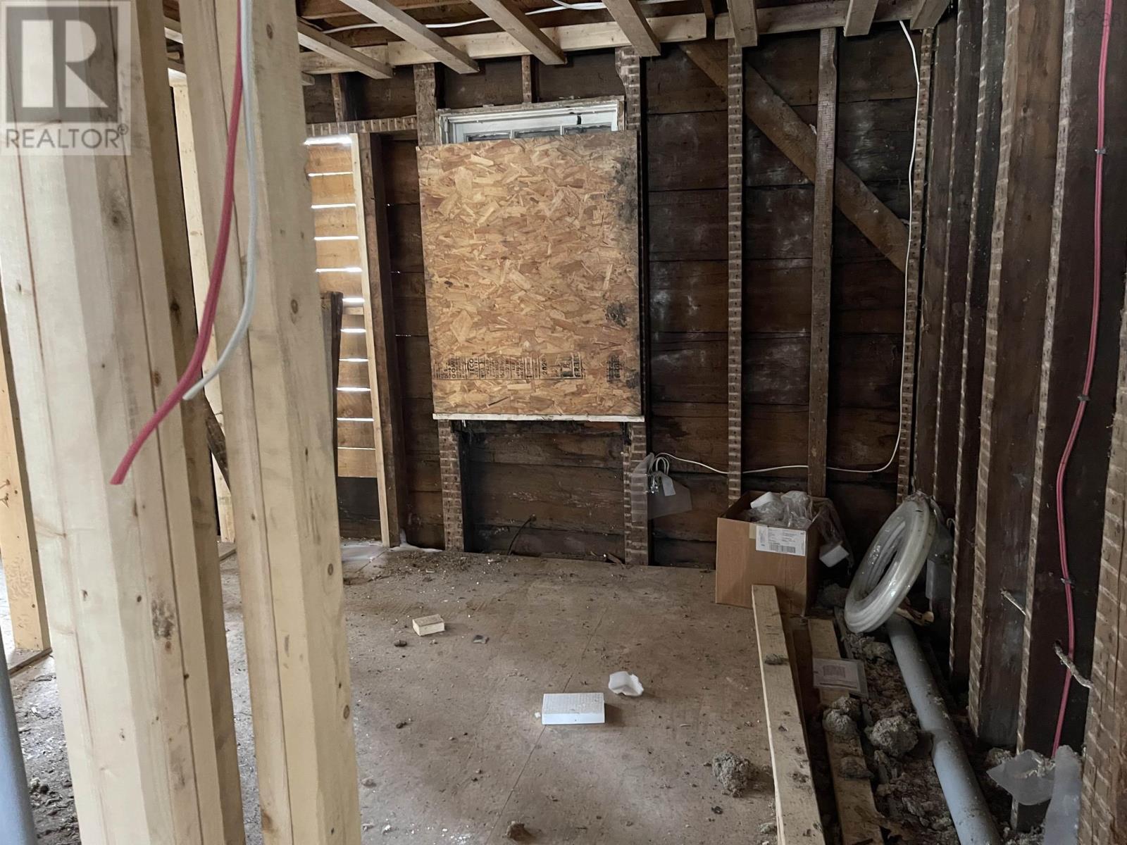 323 South Foord Street, Stellarton, Nova Scotia  B0K 1S0 - Photo 10 - 202529589