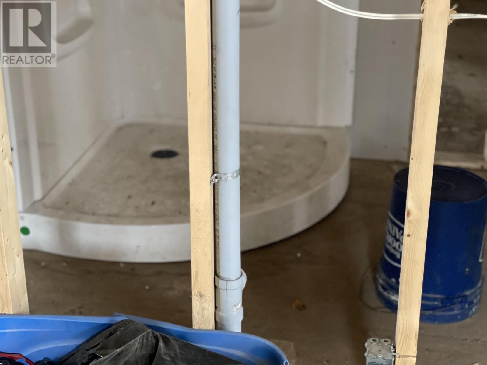 323 South Foord Street, Stellarton, Nova Scotia  B0K 1S0 - Photo 6 - 202529589