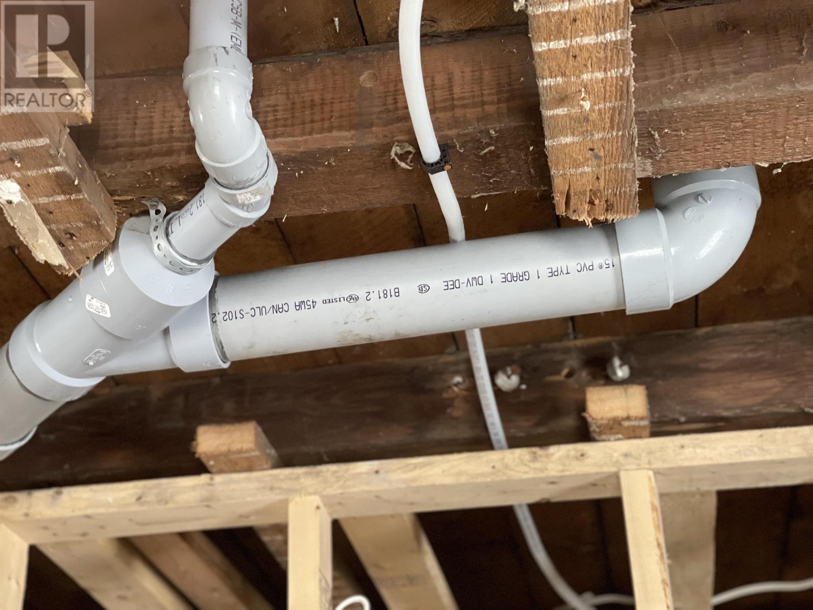 323 South Foord Street, Stellarton, Nova Scotia  B0K 1S0 - Photo 8 - 202529589