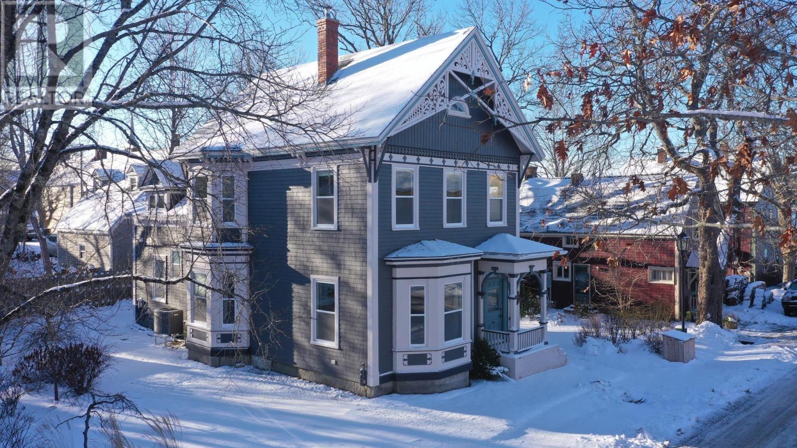 13 John Street, shelburne, Nova Scotia