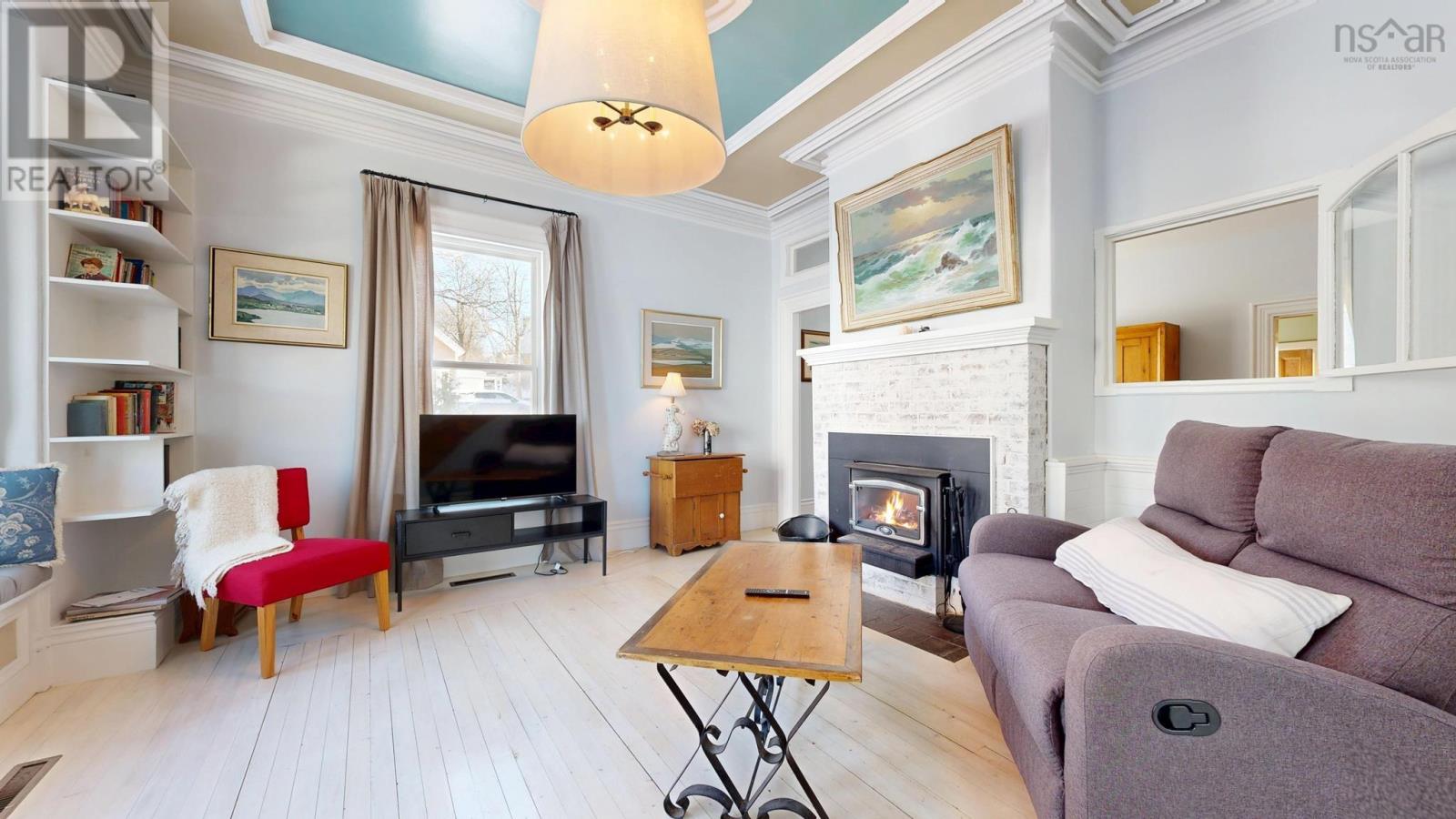 13 John Street, Shelburne, Nova Scotia  B0T 1W0 - Photo 11 - 202529622