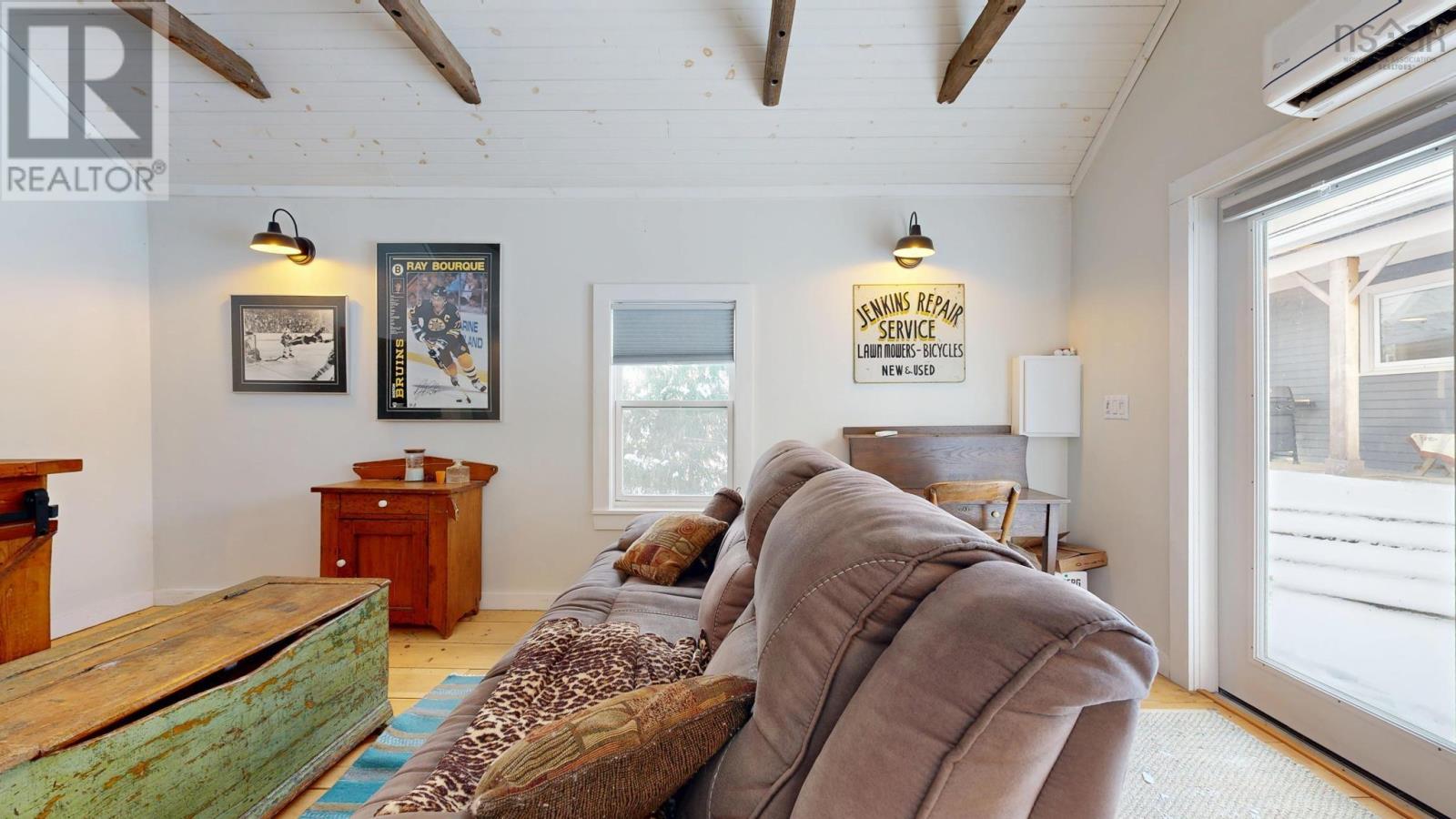 13 John Street, Shelburne, Nova Scotia  B0T 1W0 - Photo 40 - 202529622