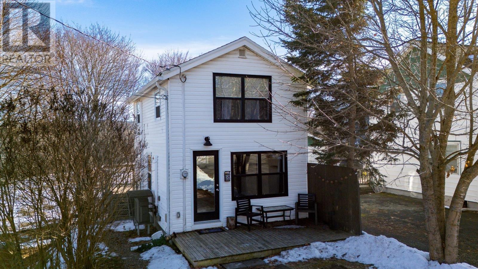 180 Chester Avenue, Kentville, Nova Scotia  B4N 2J6 - Photo 2 - 202529639