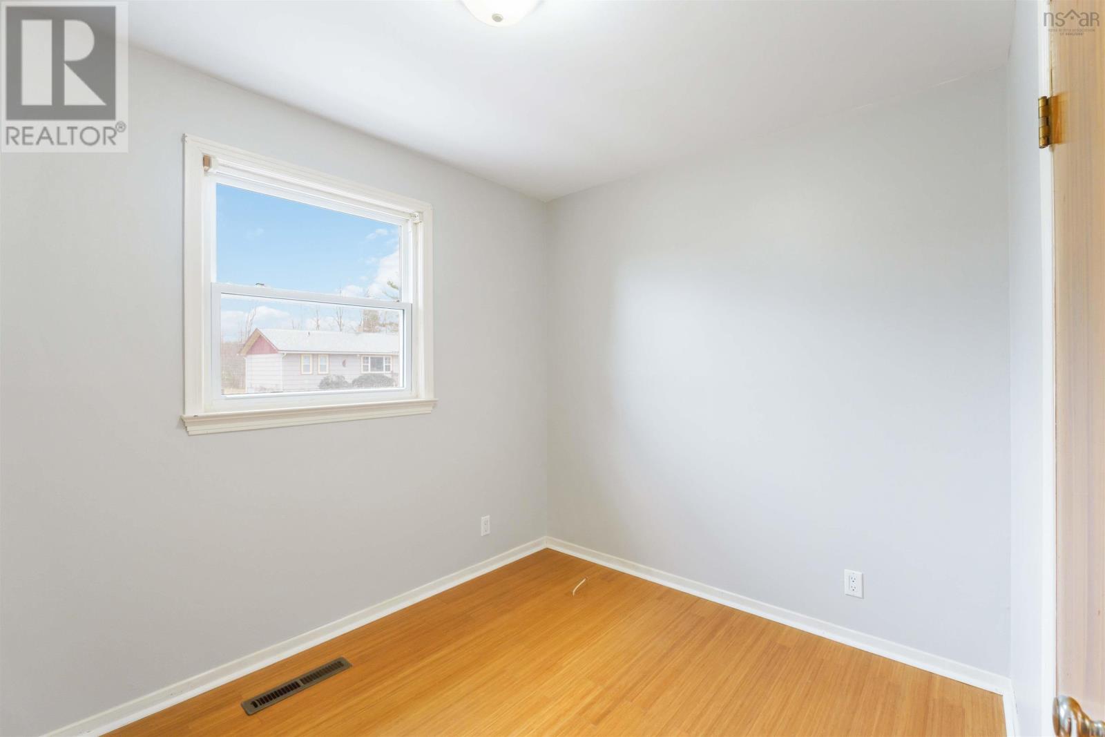 34 Taylor Drive, Middleton, Nova Scotia  B0S 1P0 - Photo 11 - 202529653