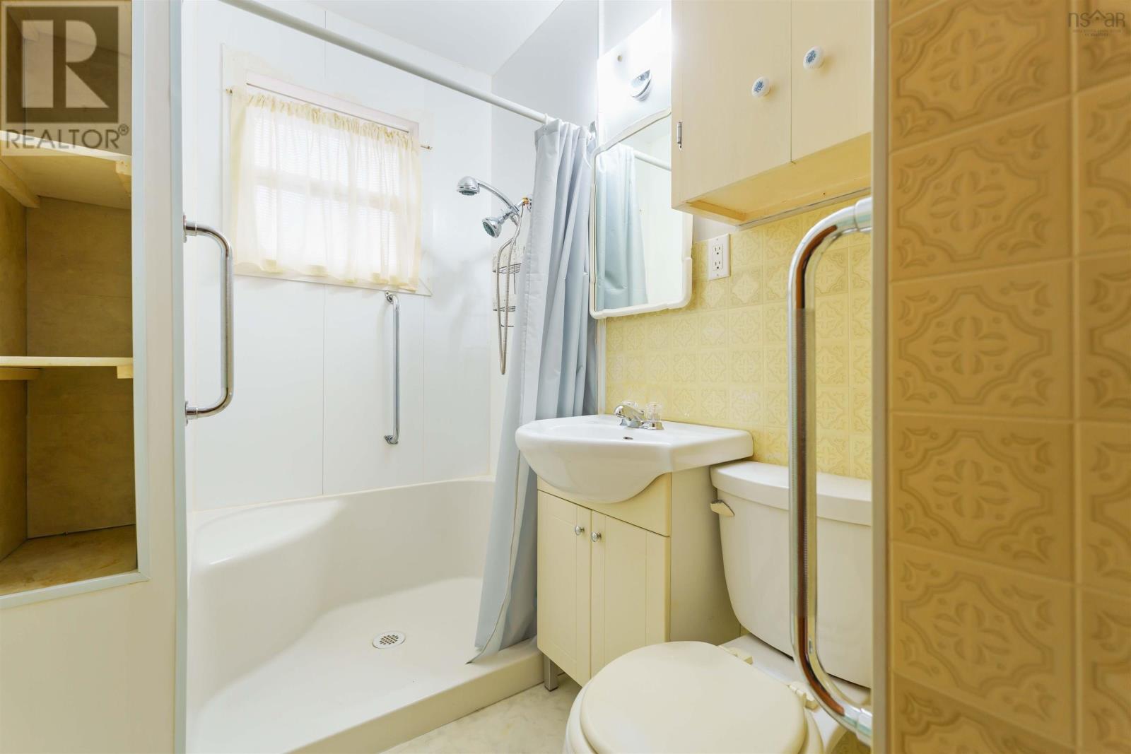 34 Taylor Drive, Middleton, Nova Scotia  B0S 1P0 - Photo 12 - 202529653