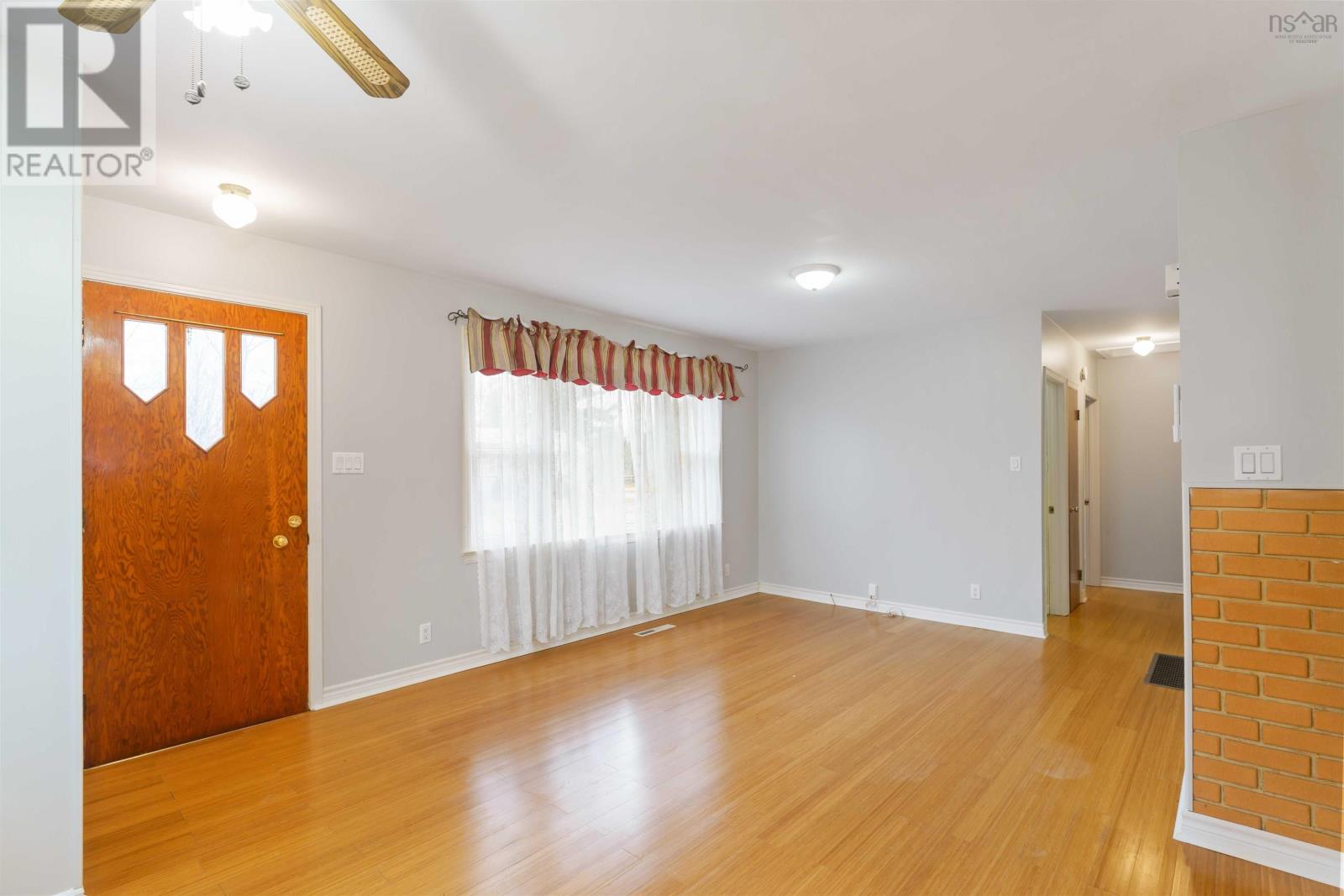 34 Taylor Drive, Middleton, Nova Scotia  B0S 1P0 - Photo 4 - 202529653