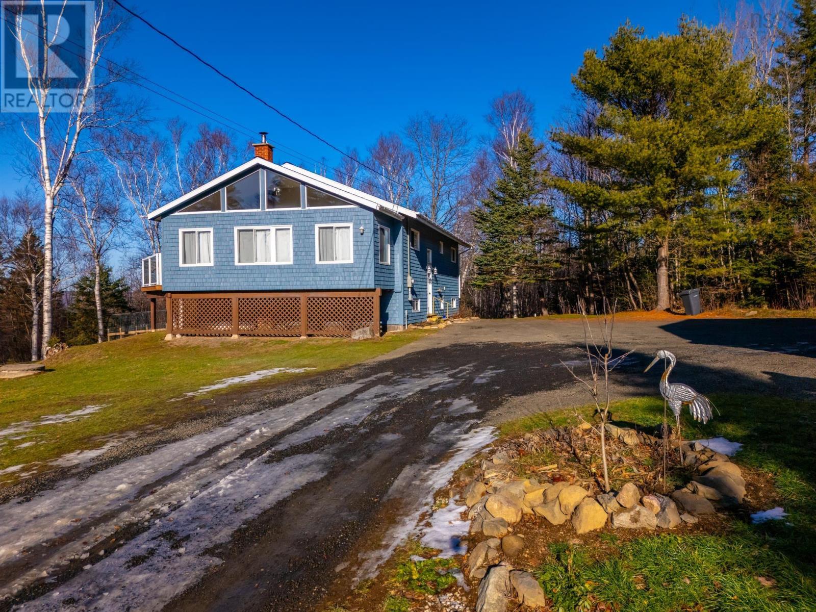 53 Waldeck Line Road, Deep Brook, Nova Scotia  B0S 1J0 - Photo 4 - 202529655