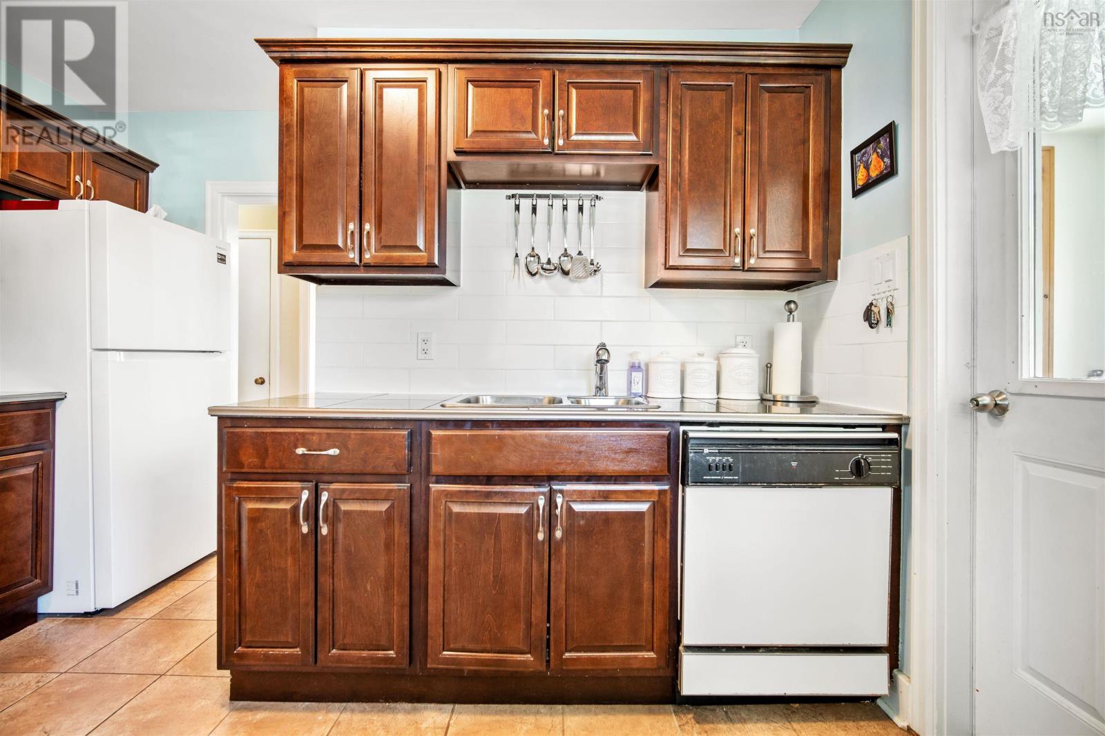 6 Piers Avenue, Halifax, Nova Scotia  B3N 1Z3 - Photo 23 - 202529680