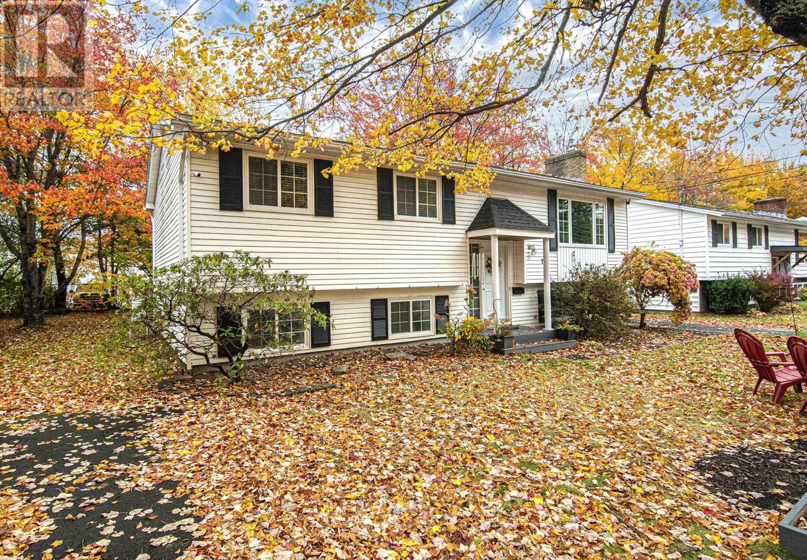 73 Union Street, Bedford, Nova Scotia  B4A 2B6 - Photo 3 - 202529686