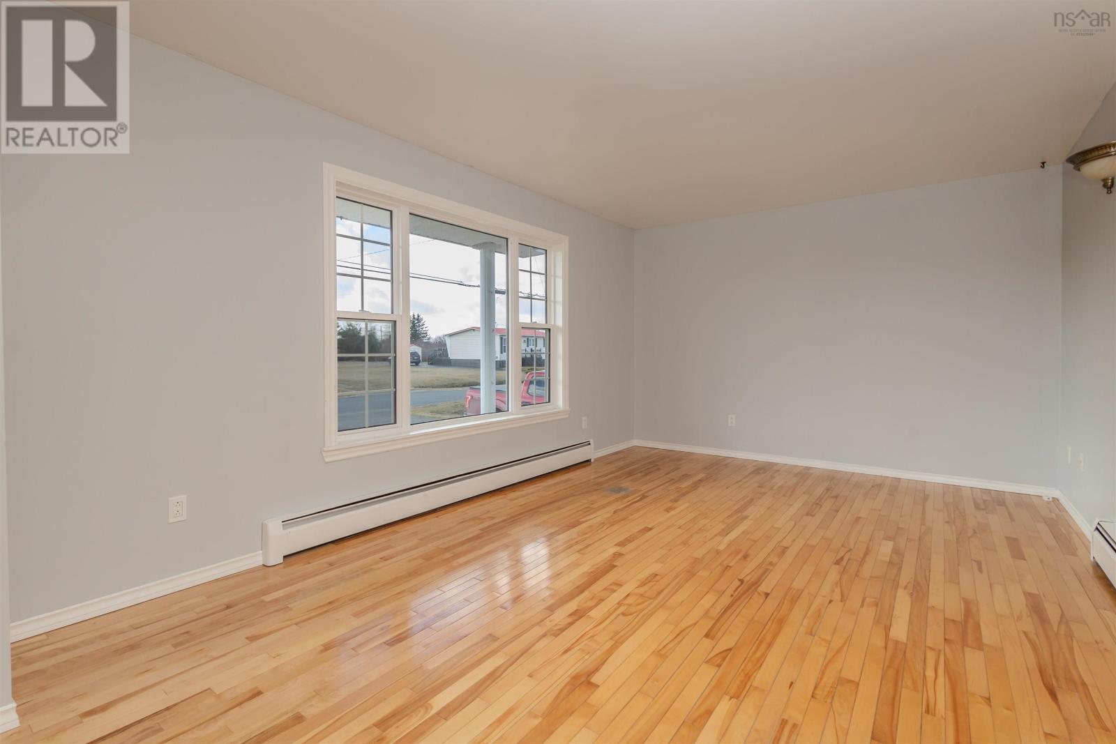 47 Daley Road, New Victoria, Nova Scotia  B1H 4Z5 - Photo 3 - 202529701