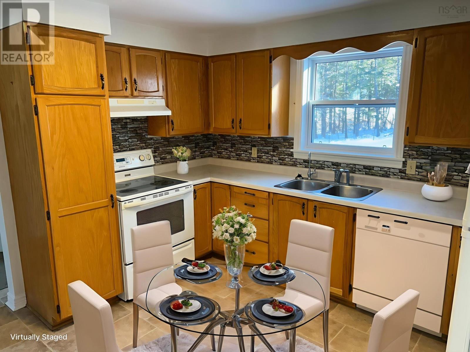 26 Oakwood Drive, Truro Heights, Nova Scotia  B6L 1N4 - Photo 7 - 202529734