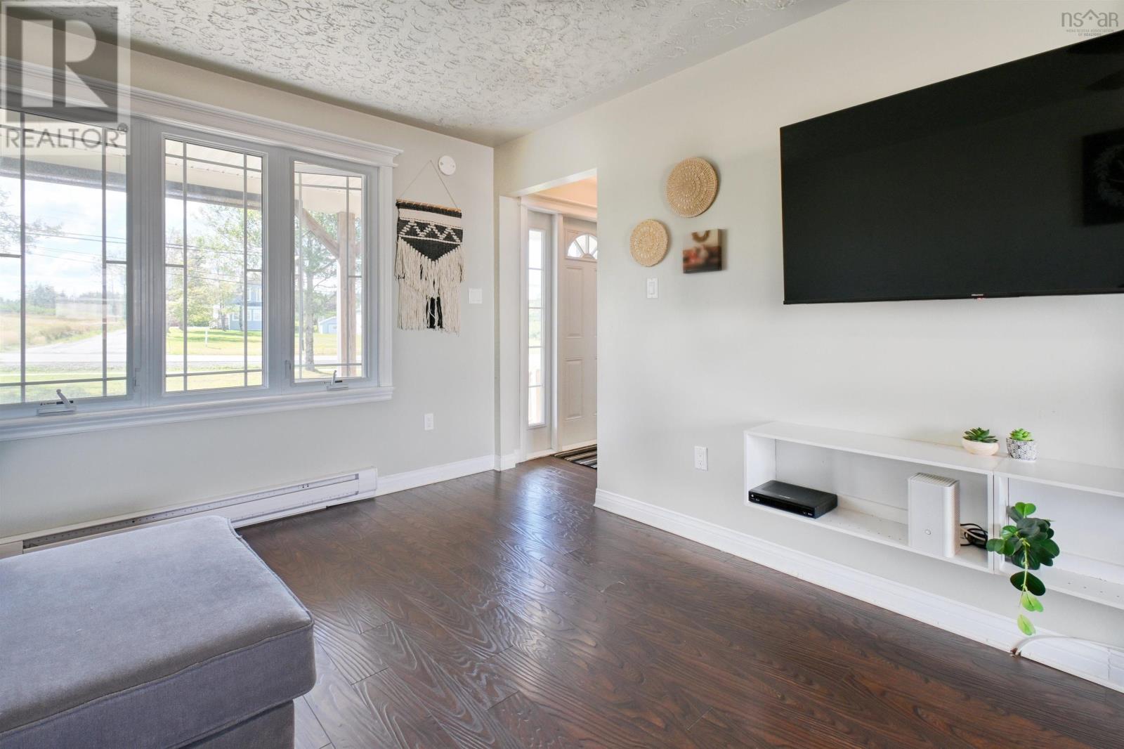 9307 Pepperell Street, St. Peter's, Nova Scotia  B0E 3B0 - Photo 12 - 202529771