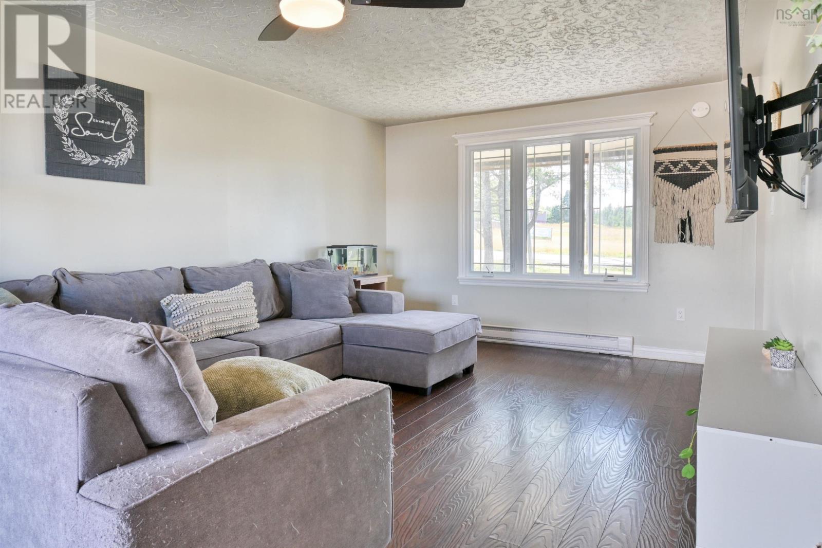 9307 Pepperell Street, St. Peter's, Nova Scotia  B0E 3B0 - Photo 13 - 202529771