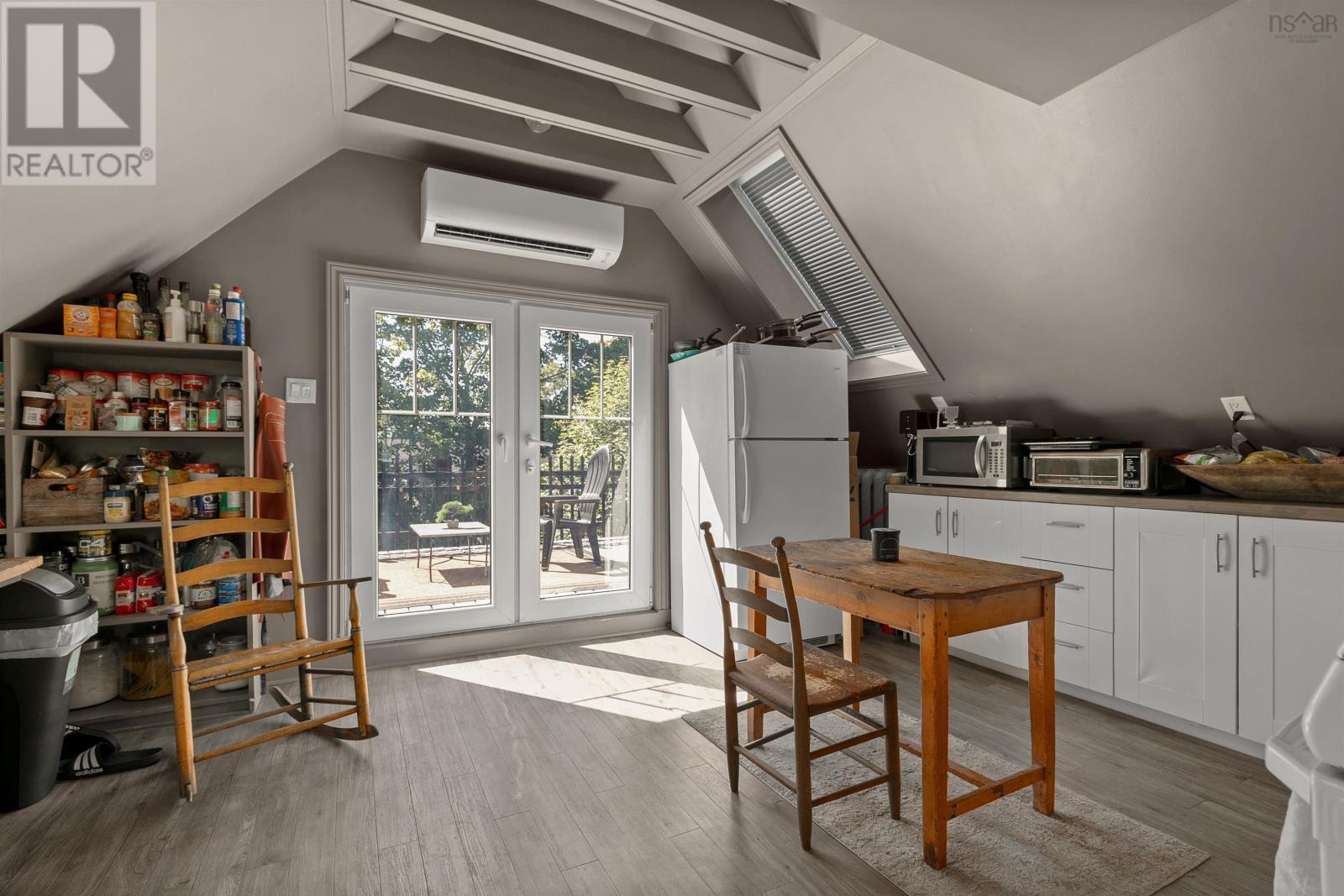 6088 Coburg Road, Halifax, Nova Scotia  B3H 1Z4 - Photo 41 - 202600064