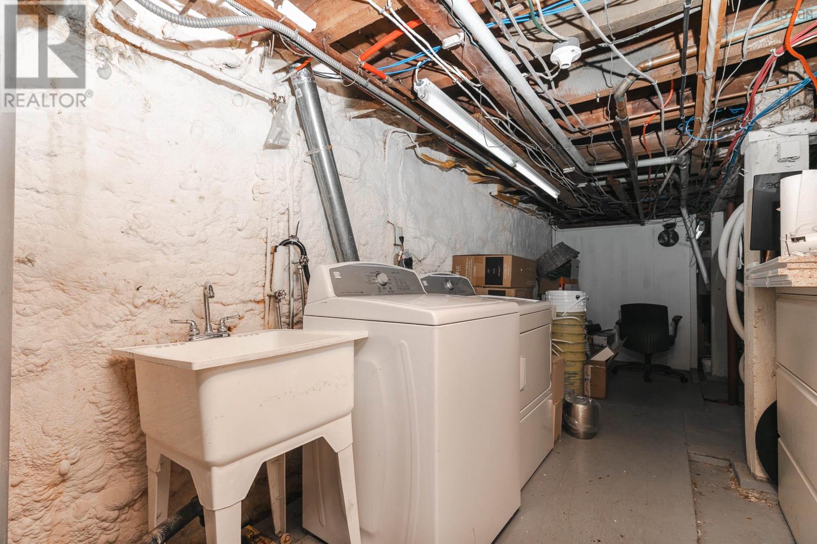 6088 Coburg Road, Halifax, Nova Scotia  B3H 1Z4 - Photo 48 - 202600064