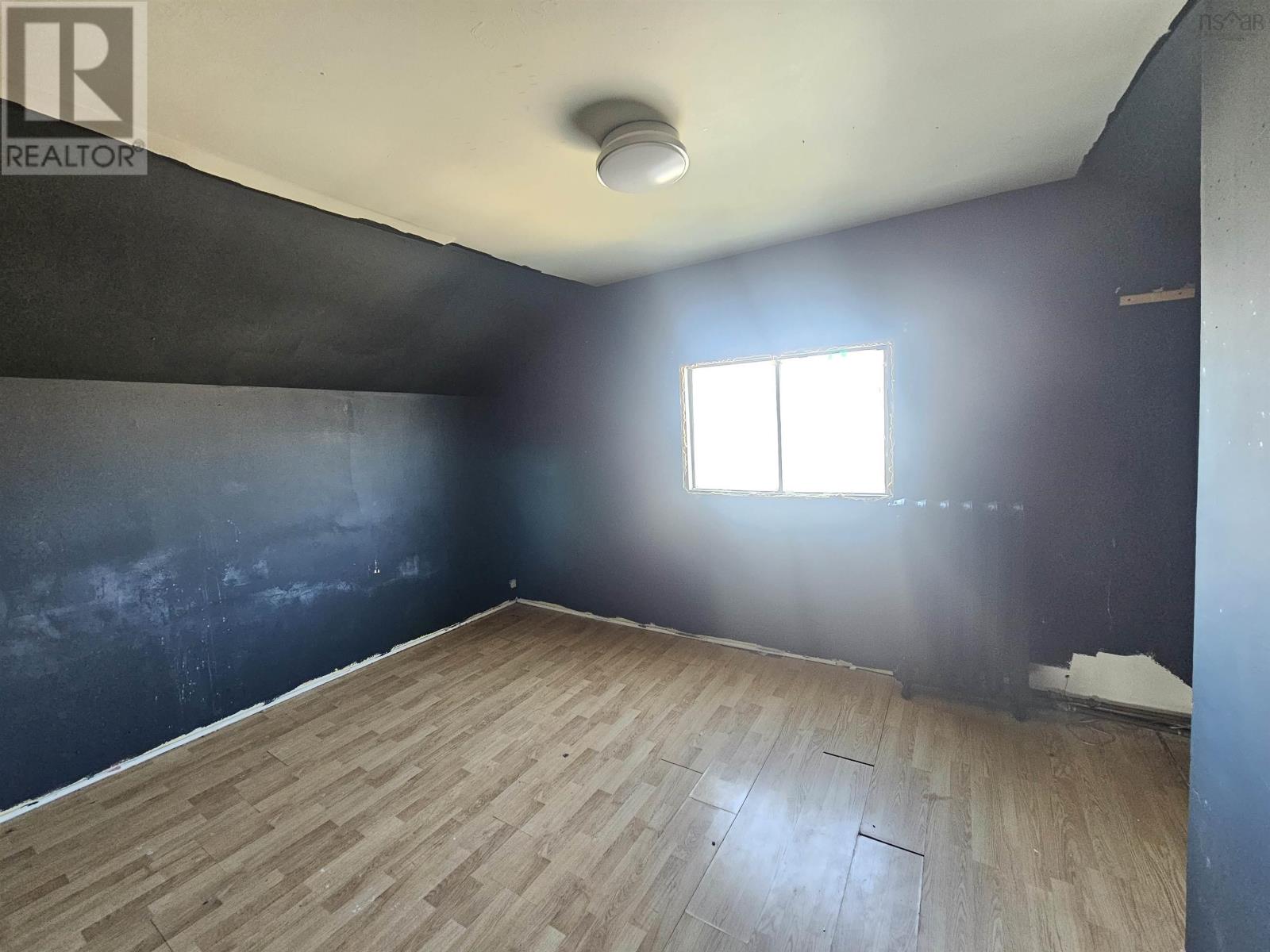 35 School Street, Glace Bay, Nova Scotia  B1A 5J4 - Photo 7 - 202600081