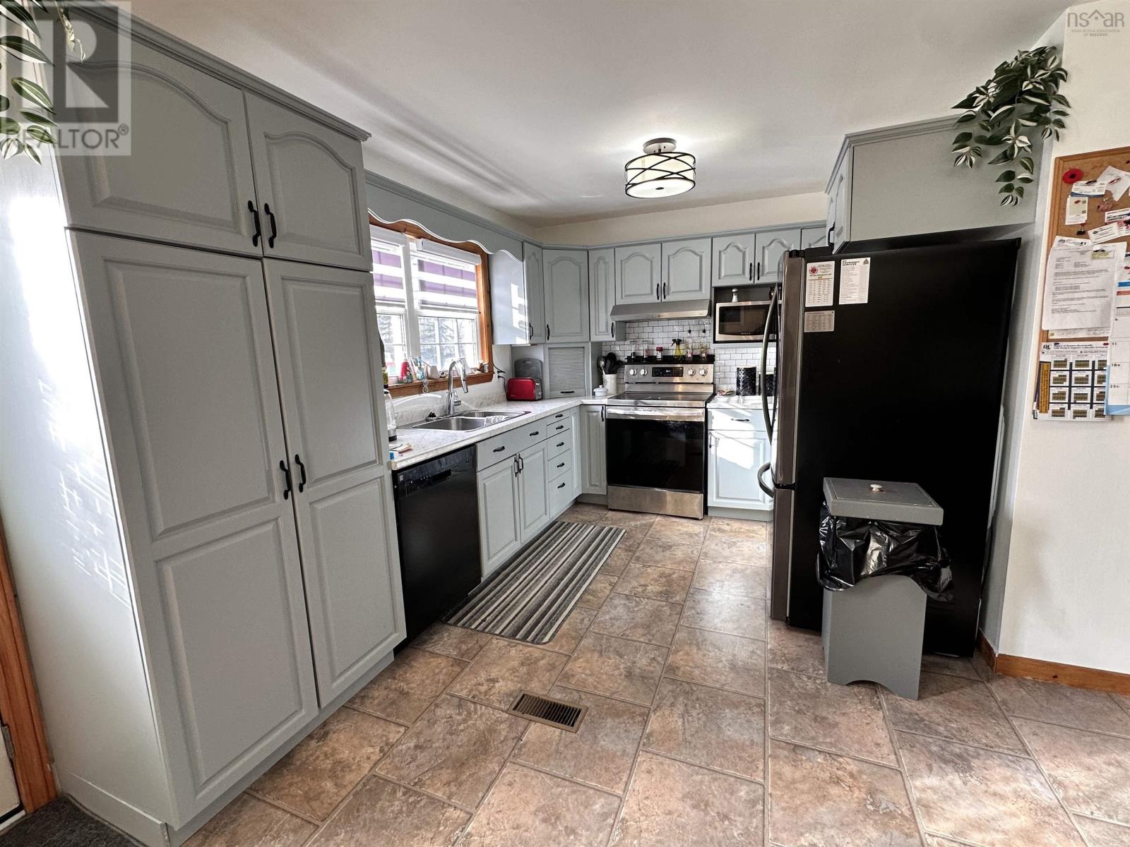 15 Dexter Avenue, Brooklyn, Nova Scotia  B0J 1H0 - Photo 10 - 202600094