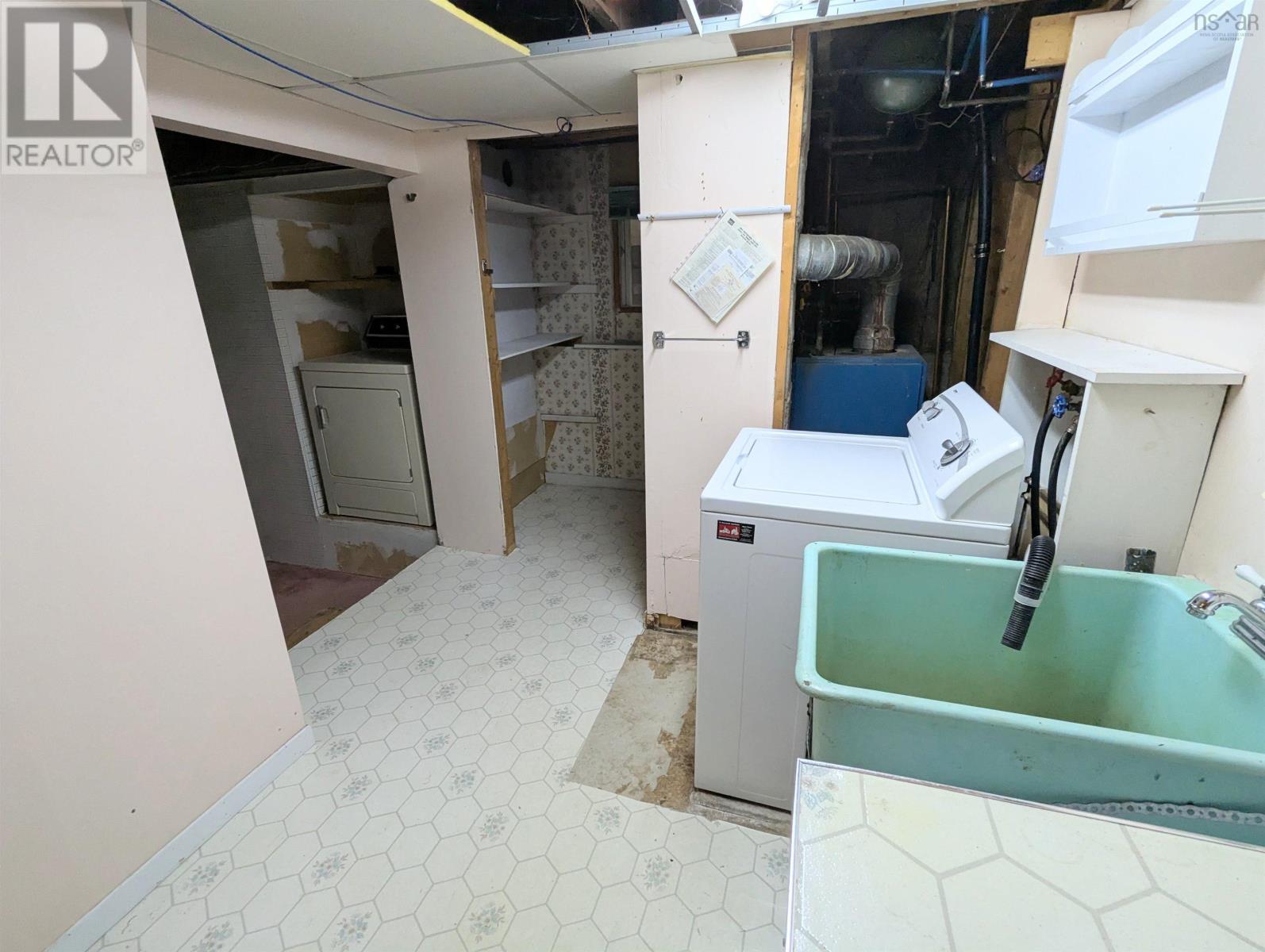 984 Herring Cove Road, Herring Cove, Nova Scotia  B3R 1Z6 - Photo 18 - 202600145