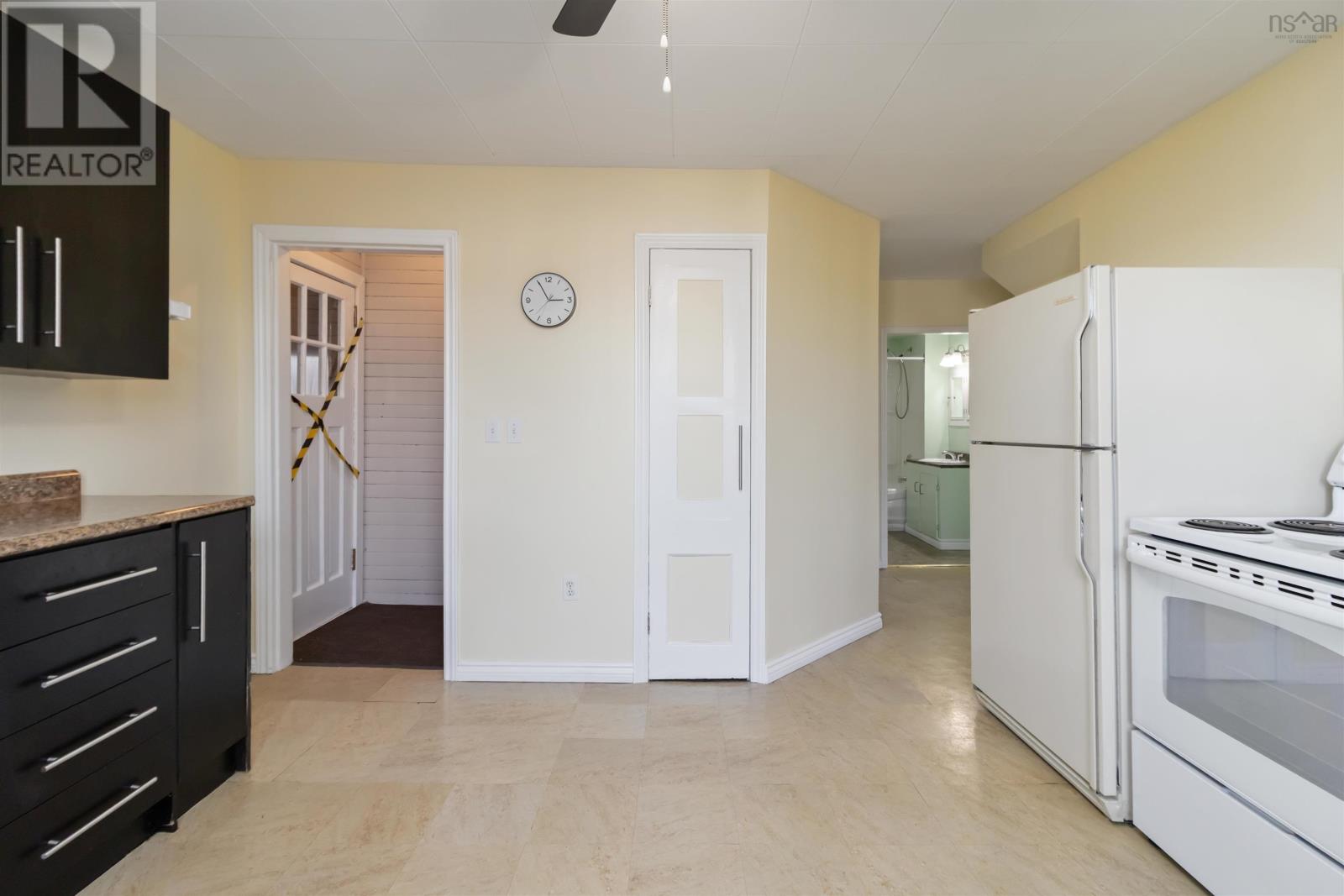 1544 St Margarets Bay Road, Lakeside, Nova Scotia  B3T 1A9 - Photo 17 - 202600151