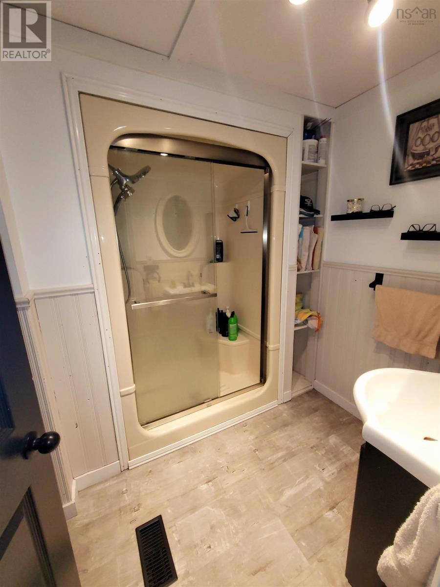 44 Church Street, Dominion, Nova Scotia  B1G 1A9 - Photo 14 - 202600159