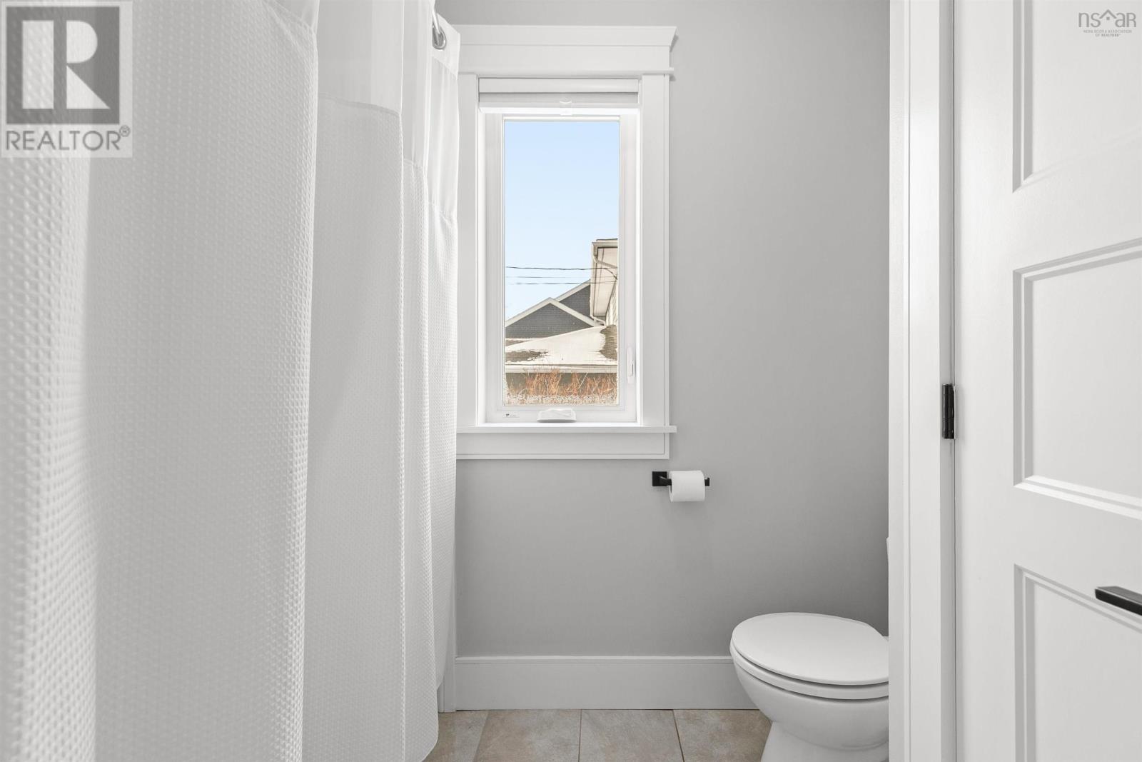 1 Samuel Terrace, Halifax, Nova Scotia  B3N 2Z9 - Photo 40 - 202600211