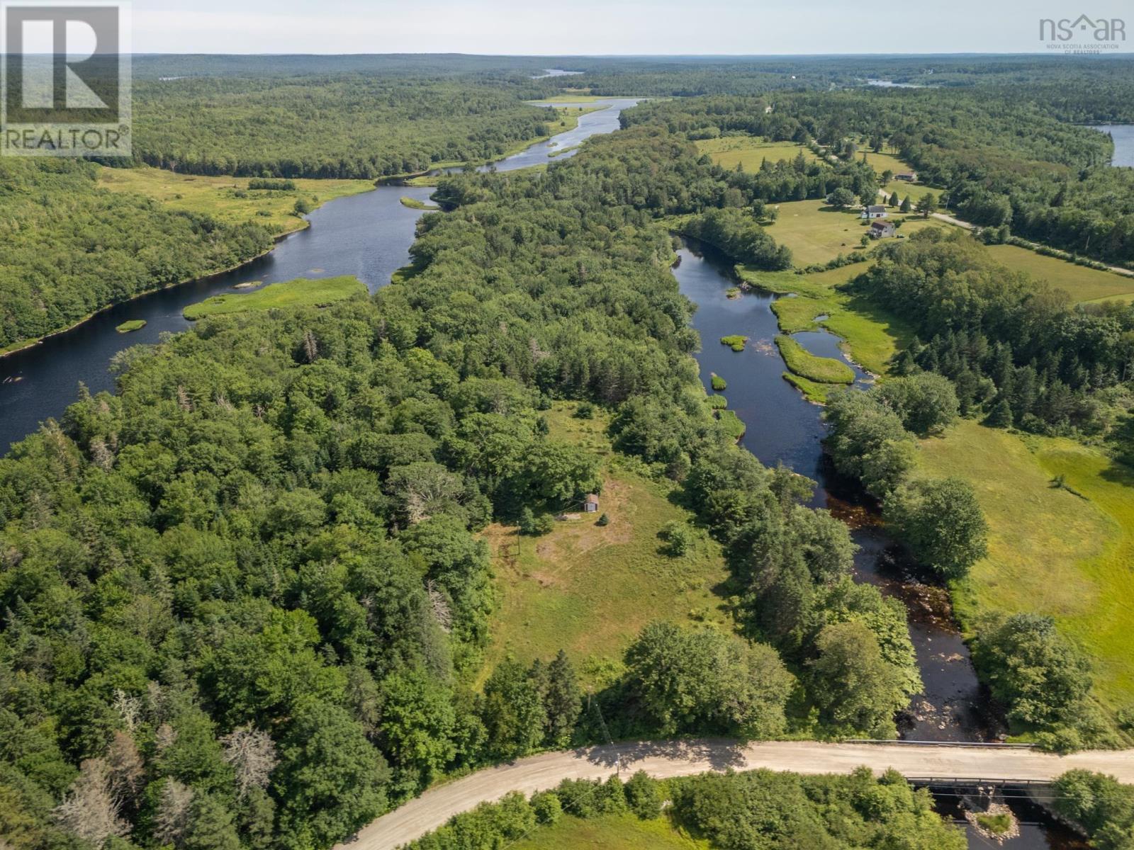 679 Gray Road, East Kemptville, Nova Scotia  B5A 5P2 - Photo 3 - 202600231