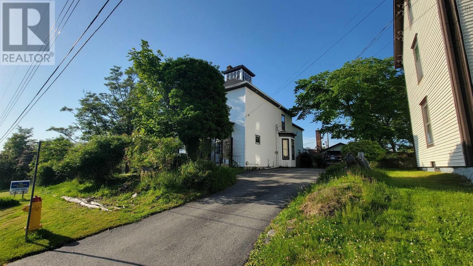 22 Baker Street, Yarmouth, Nova Scotia  B5A 2W9 - Photo 40 - 202600253