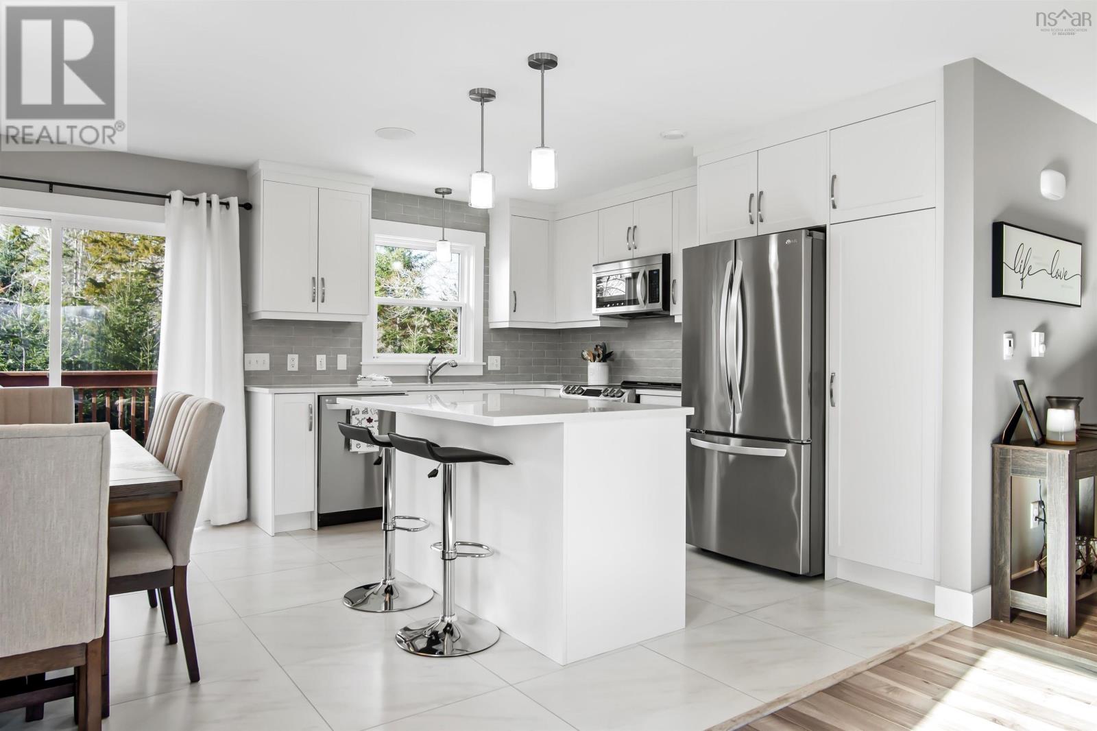 20 Hamilton Drive, Middle Sackville, Nova Scotia  B4E 0S6 - Photo 12 - 202600273