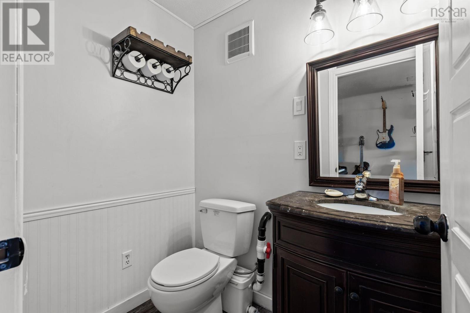 2929 Highway 7 Highway, Lake Echo, Nova Scotia  B3E 1A4 - Photo 5 - 202600351