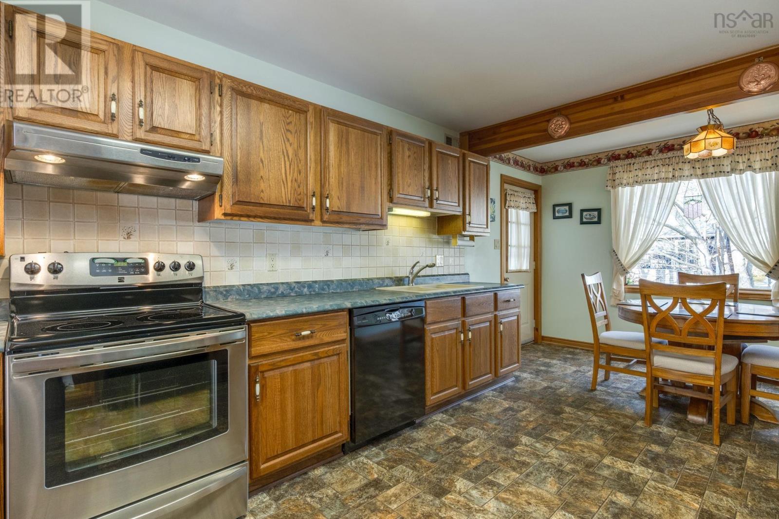 13 P Thomas Drive, Woodlawn, Nova Scotia  B2W 6A1 - Photo 10 - 202600375