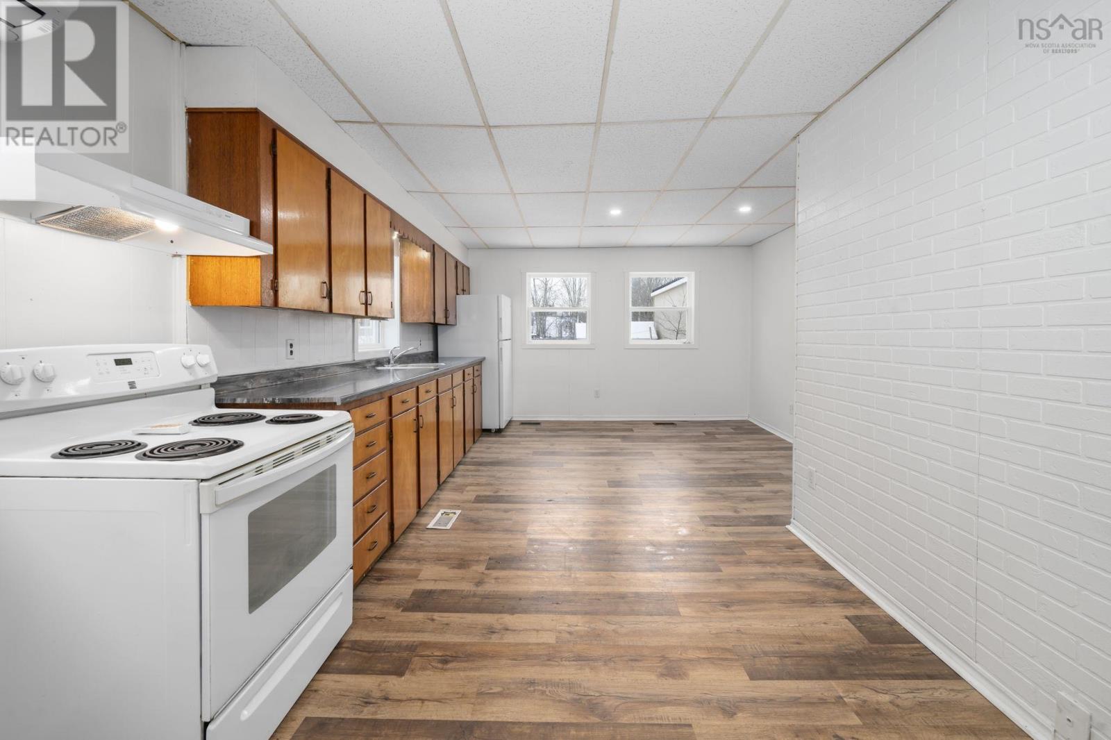 62 Young Street, Truro, Nova Scotia  B2N 3W5 - Photo 10 - 202600461