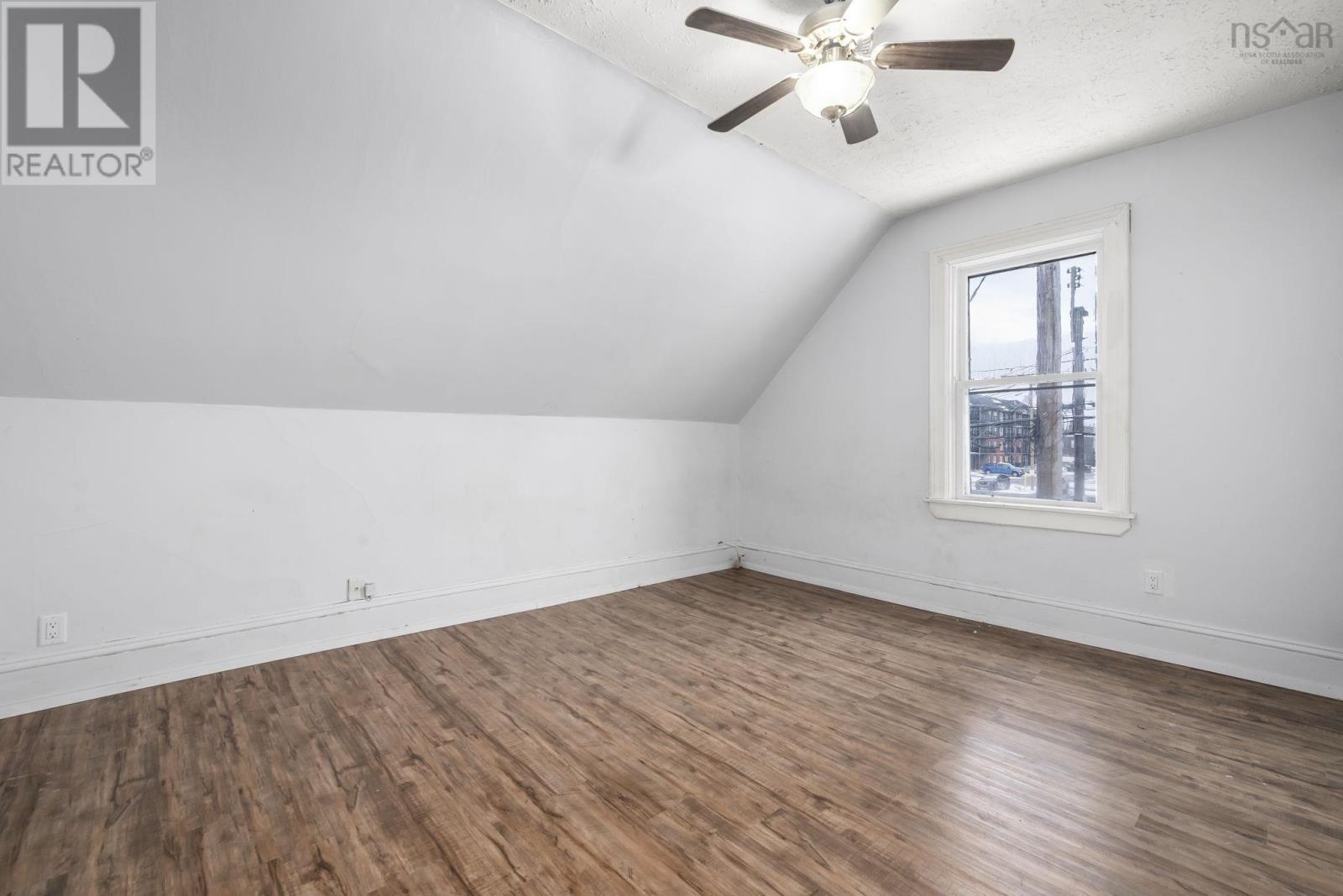 62 Young Street, Truro, Nova Scotia  B2N 3W5 - Photo 32 - 202600461