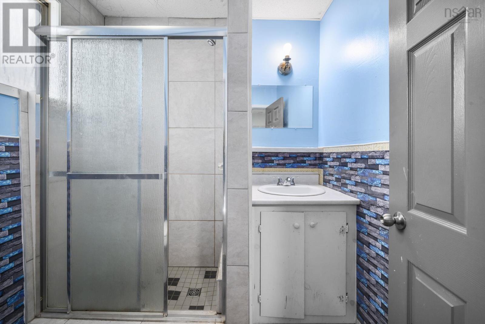 62 Young Street, Truro, Nova Scotia  B2N 3W5 - Photo 36 - 202600461