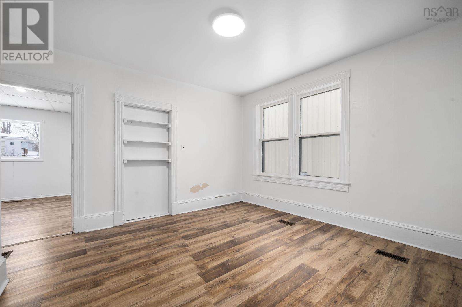 62 Young Street, Truro, Nova Scotia  B2N 3W5 - Photo 6 - 202600461