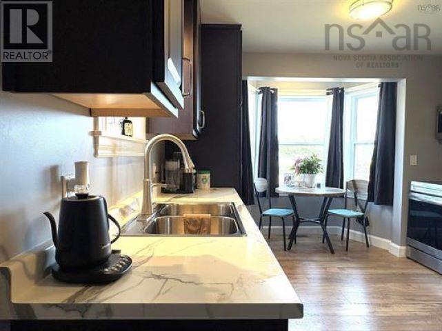 21 Marconi St, Louisbourg, Nova Scotia  B1C 1K2 - Photo 8 - 202600529