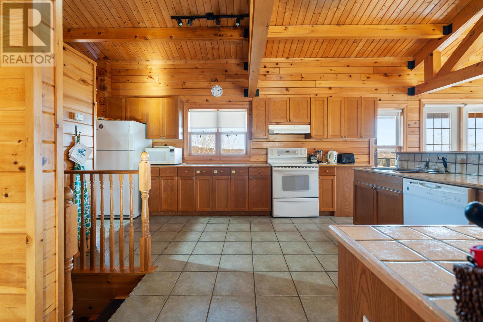 7600 Highway 7 Highway, Goldenville, Nova Scotia  B0J 3C0 - Photo 4 - 202600530