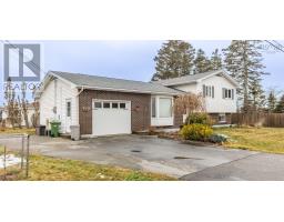 10 Sprucewood Drive, yarmouth, Nova Scotia